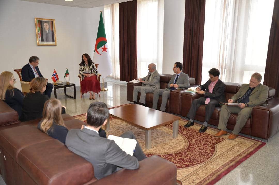 Mansouri reçoit l'envoyé spécial pour la région du Sahel au ministère norvégien des Affaires étrangères
